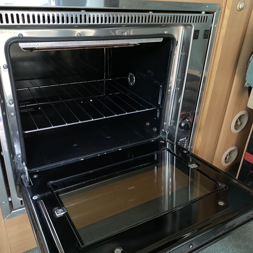 Toyota Hiace Elddis Hi-Life GXS Camper Van 4 Berth ONLY 33372 Miles 2.4D