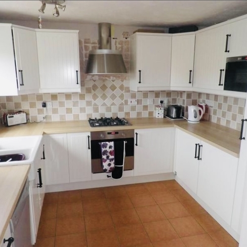 GRANGE FARM - 4 BEDROOM HOUSE