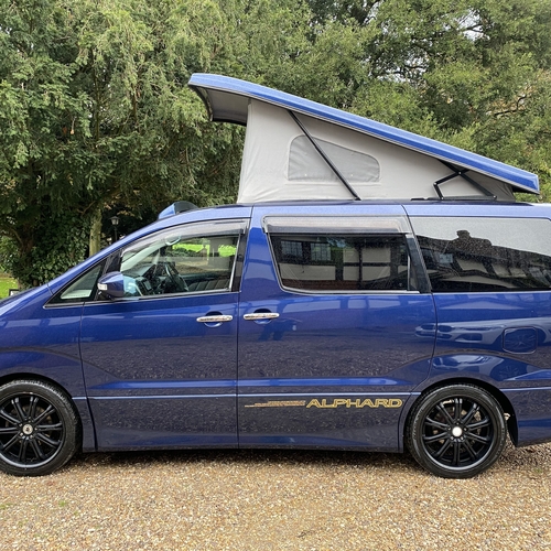 2005 Toyota Alphard Camper Van 4WD 2.5 Petrol Automatic - ABSOLUTELY STUNNING!