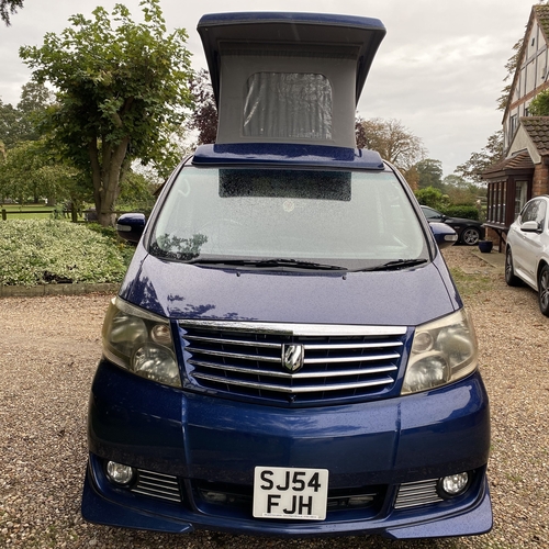 2005 Toyota Alphard Camper Van 4WD 2.5 Petrol Automatic - ABSOLUTELY STUNNING!
