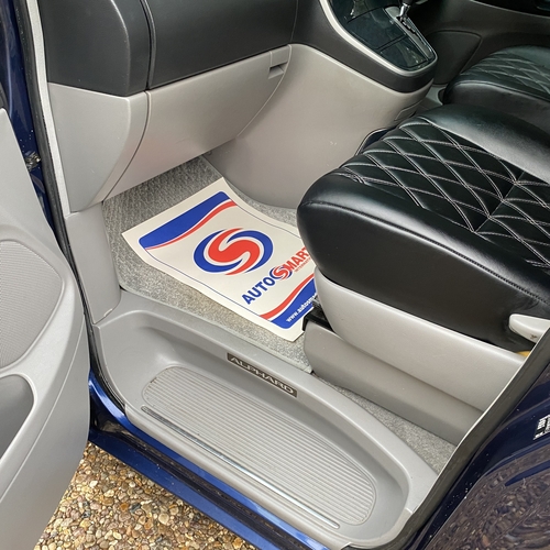 2005 Toyota Alphard Camper Van 4WD 2.5 Petrol Automatic - ABSOLUTELY STUNNING!