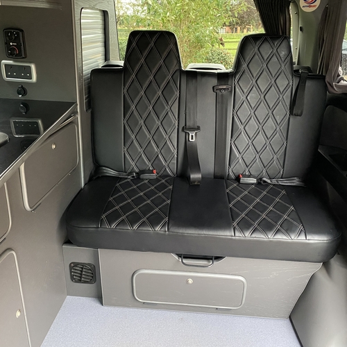 2005 Toyota Alphard Camper Van 4WD 2.5 Petrol Automatic - ABSOLUTELY STUNNING!