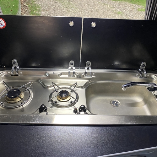 2005 Toyota Alphard Camper Van 4WD 2.5 Petrol Automatic - ABSOLUTELY STUNNING!