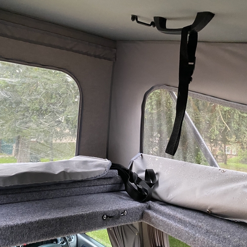 2005 Toyota Alphard Camper Van 4WD 2.5 Petrol Automatic - ABSOLUTELY STUNNING!