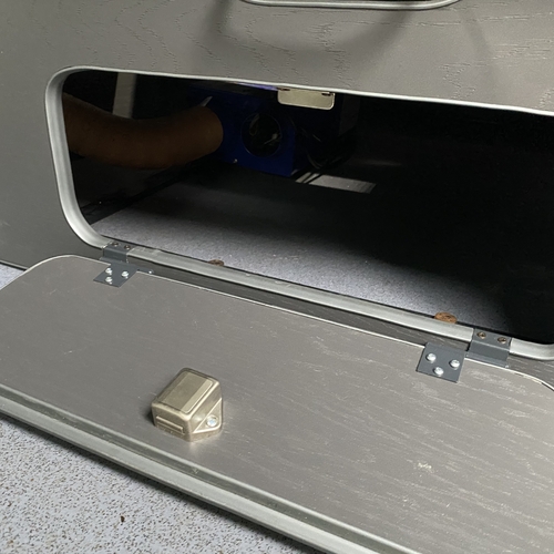 2005 Toyota Alphard Camper Van 4WD 2.5 Petrol Automatic - ABSOLUTELY STUNNING!