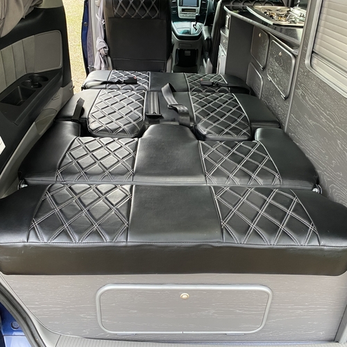 2005 Toyota Alphard Camper Van 4WD 2.5 Petrol Automatic - ABSOLUTELY STUNNING!