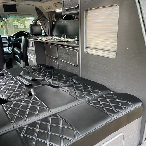 2005 Toyota Alphard Camper Van 4WD 2.5 Petrol Automatic - ABSOLUTELY STUNNING!