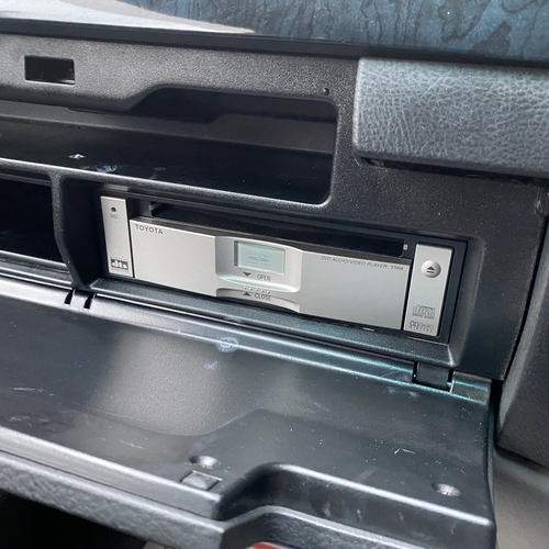 2005 Toyota Alphard Camper Van 4WD 2.5 Petrol Automatic - ABSOLUTELY STUNNING!