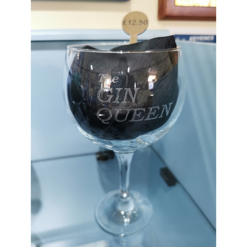 Gin queen glass