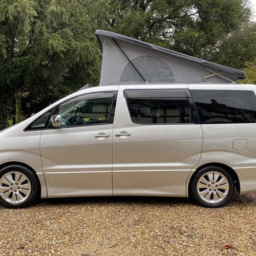 Toyota Alphard Camper Van 4 Berth 3.0 V6 Petrol Auto - ABSOLUTELY STUNNING