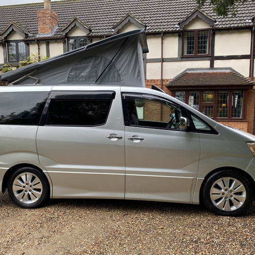 Toyota Alphard Camper Van 4 Berth 3.0 V6 Petrol Auto - ABSOLUTELY STUNNING