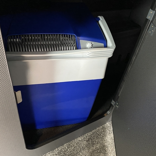 Toyota Alphard Camper Van 4 Berth 3.0 V6 Petrol Auto - ABSOLUTELY STUNNING