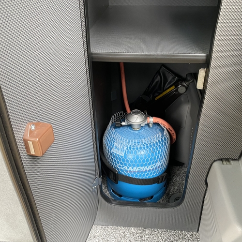 Toyota Alphard Camper Van 4 Berth 3.0 V6 Petrol Auto - ABSOLUTELY STUNNING