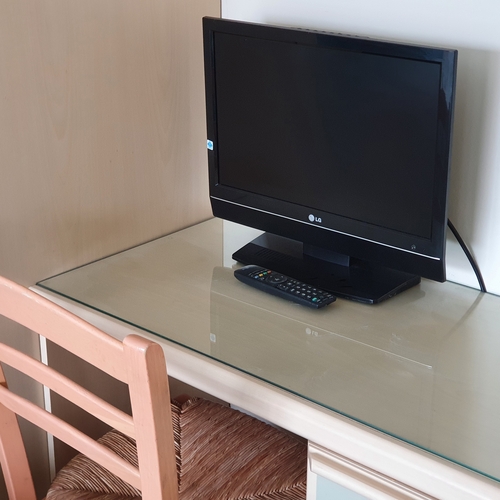 Albemarle Gate 3 Bedroom 2 Bathroom House Overlooking Pittville Park