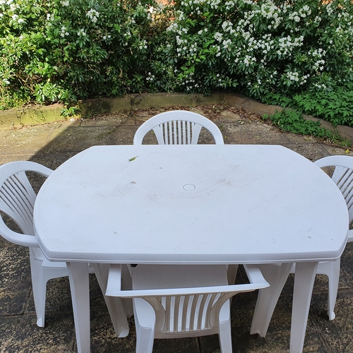 Victoria Street 3 Bedroom town Centre House town with Parking