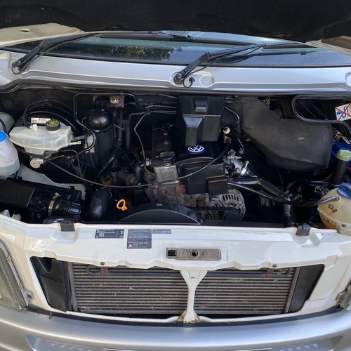 VW Volkswagen LT 35 TDi LWB Sportshome Camper Van 3 Berth Quad MotoX Motorbike