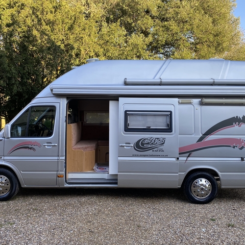 VW Volkswagen LT 35 TDi LWB Sportshome Camper Van 3 Berth Quad MotoX Motorbike