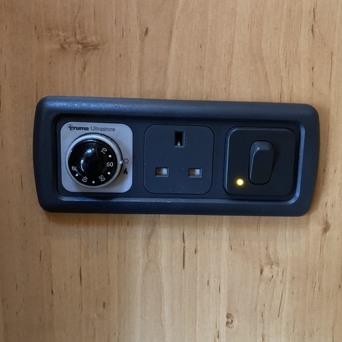 VW Volkswagen LT 35 TDi LWB Sportshome Camper Van 3 Berth Quad MotoX Motorbike