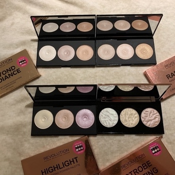 REVOLUTION Highlighting Palette