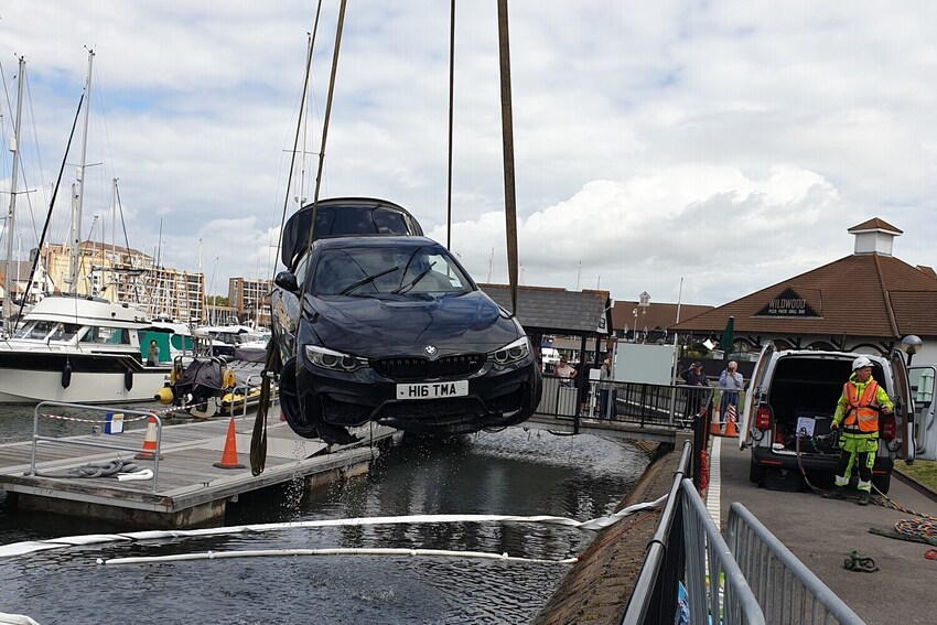 Car Salvage at Port Solent Marina