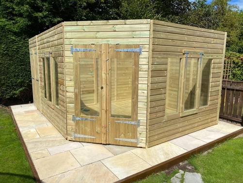 #001 16x10 Corner SH