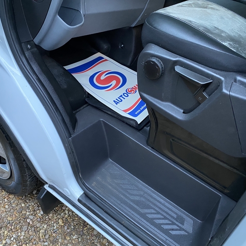 2015 Ford Transit Custom 330 ECO-TECH Camper Van 2 Berth