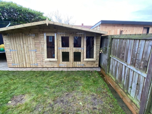 #087 16x10 Apex Reverse SH