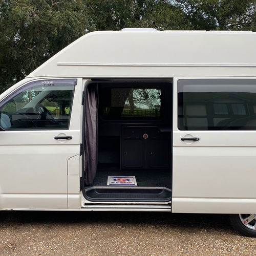 2007 (57)reg VW Transporter T5 1.9 TDi Camper Van LWB High Top 2 Berth White