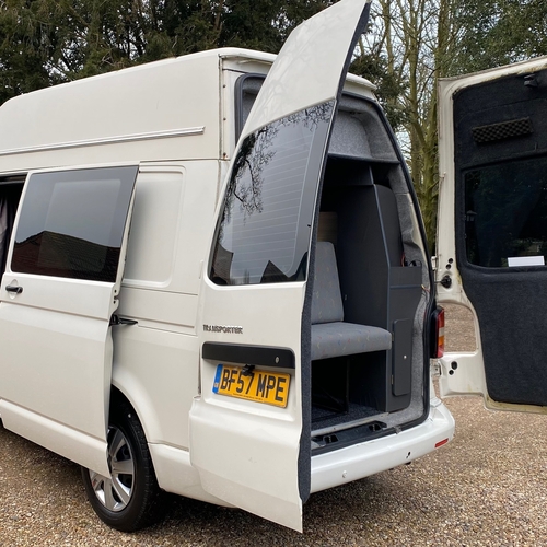 2007 (57)reg VW Transporter T5 1.9 TDi Camper Van LWB High Top 2 Berth White