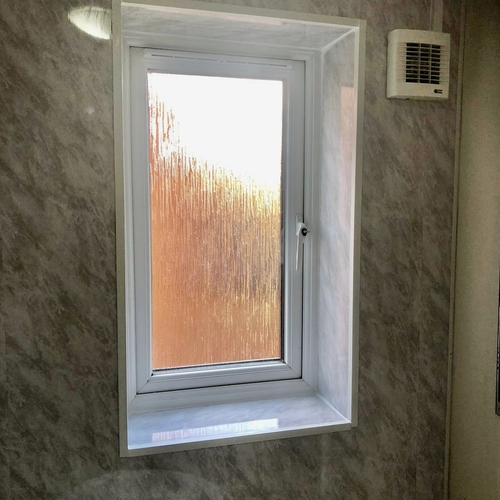 PEARTREE BRIDGE - 1 BEDROOM 