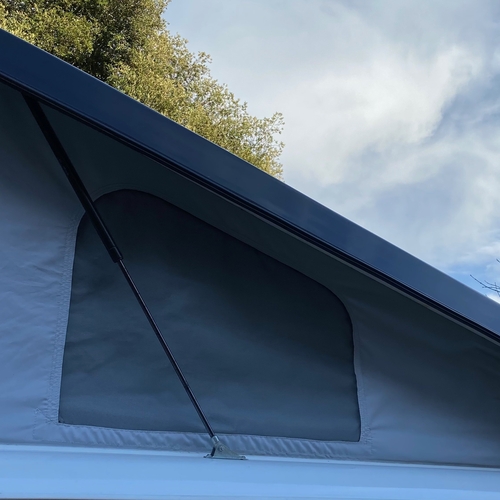 2003 (53)reg Mazda Bongo 2.0 Petrol Automatic Camper Van 4 Berth White