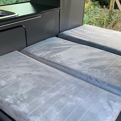 2003 (53)reg Mazda Bongo 2.0 Petrol Automatic Camper Van 4 Berth White