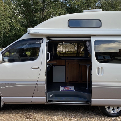 Toyota Granvia 3.0TD Auto Camper Van 4 Berth Poplar Motors PRO Conversion 1998