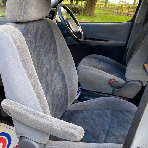 Toyota Granvia 3.0TD Auto Camper Van 4 Berth Poplar Motors PRO Conversion 1998