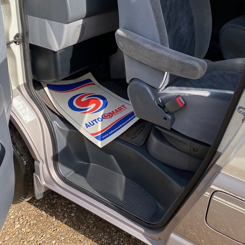 Toyota Granvia 3.0TD Auto Camper Van 4 Berth Poplar Motors PRO Conversion 1998