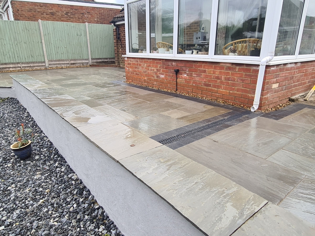 Gallery | Hd Landscaping | Landscape Gardening | Garden Maintenance Leighton Buzzard | Garden Design Bedfordshire