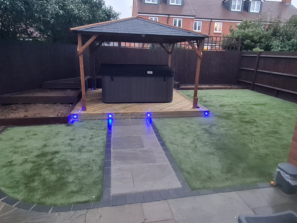 Gallery | Hd Landscaping | Landscape Gardening | Garden Maintenance Leighton Buzzard | Garden Design Bedfordshire