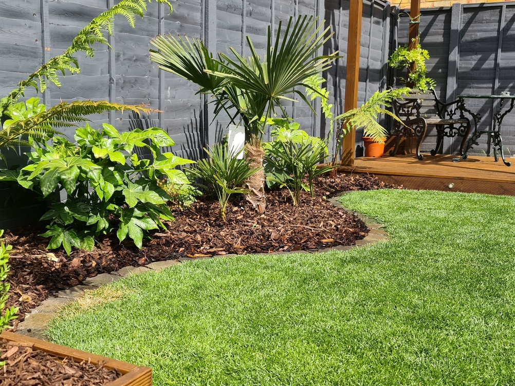Gallery | Hd Landscaping | Landscape Gardening | Garden Maintenance Leighton Buzzard | Garden Design Bedfordshire