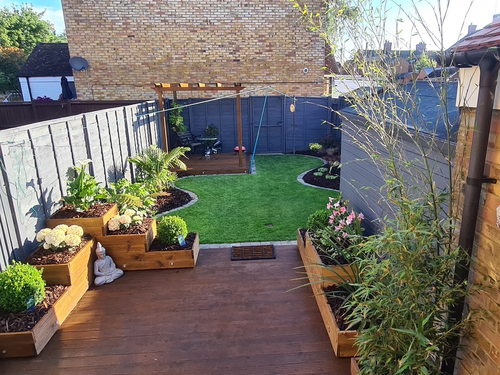 Gallery | Hd Landscaping | Landscape Gardening | Garden Maintenance Leighton Buzzard | Garden Design Bedfordshire