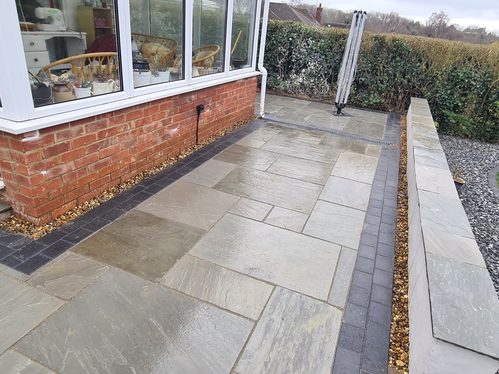 Gallery | Hd Landscaping | Landscape Gardening | Garden Maintenance Leighton Buzzard | Garden Design Bedfordshire