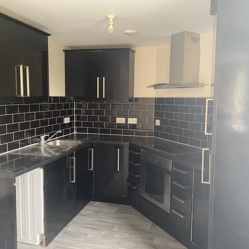 QUEENSWAY, BLETCHLEY - TWO BEDROOM 