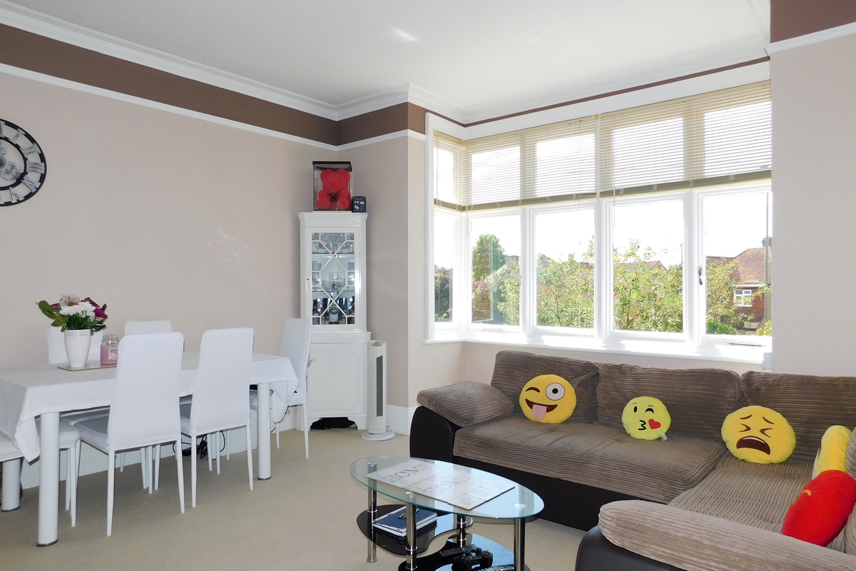 New Haw Road, Addlestone