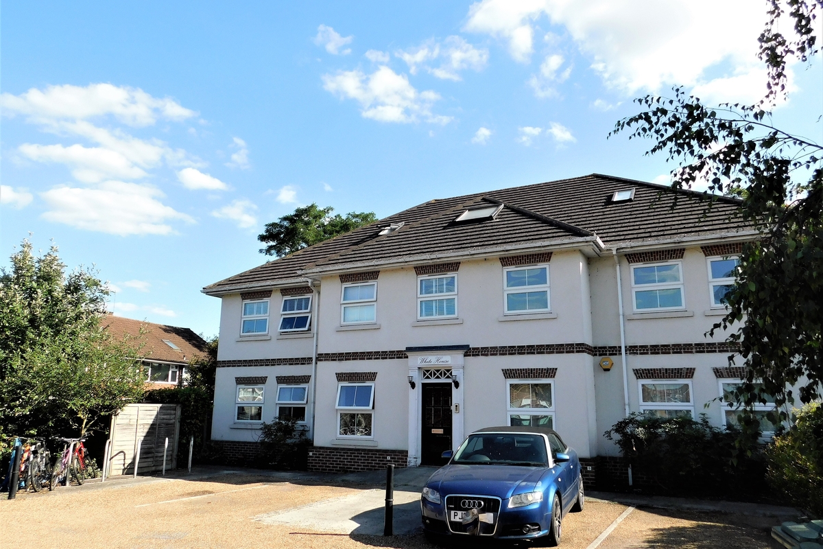 Cedar Way, Sunbury-On-Thames