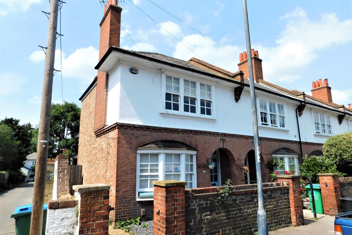 St Johns Road, Hampton Wick