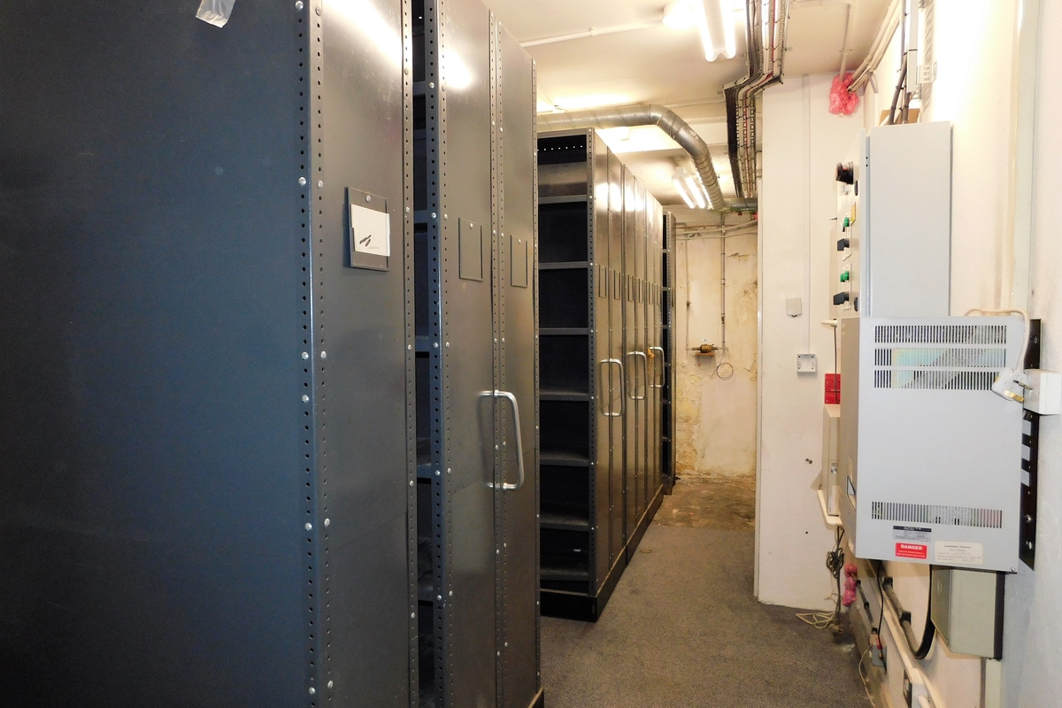 Upper Richmond Road West, Sheen