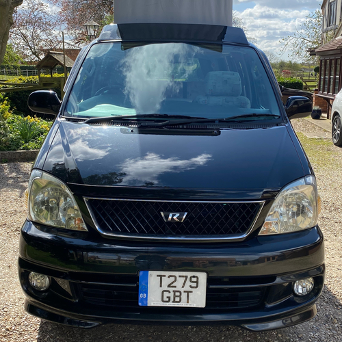 Wellhouse Pro Camper Van Conversion 1999 Toyota Regius 2.7 Automatic 60342 miles