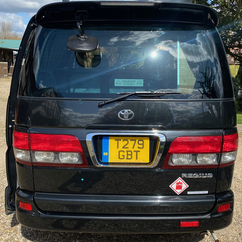 Wellhouse Pro Camper Van Conversion 1999 Toyota Regius 2.7 Automatic 60342 miles