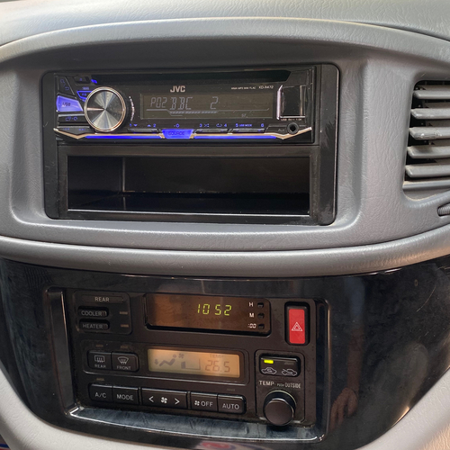 Wellhouse Pro Camper Van Conversion 1999 Toyota Regius 2.7 Automatic 60342 miles