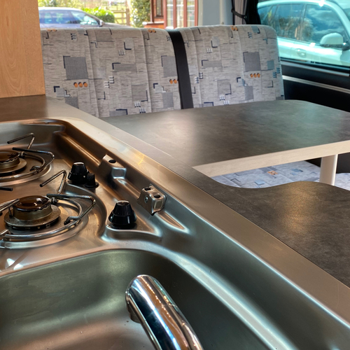 Wellhouse Pro Camper Van Conversion 1999 Toyota Regius 2.7 Automatic 60342 miles