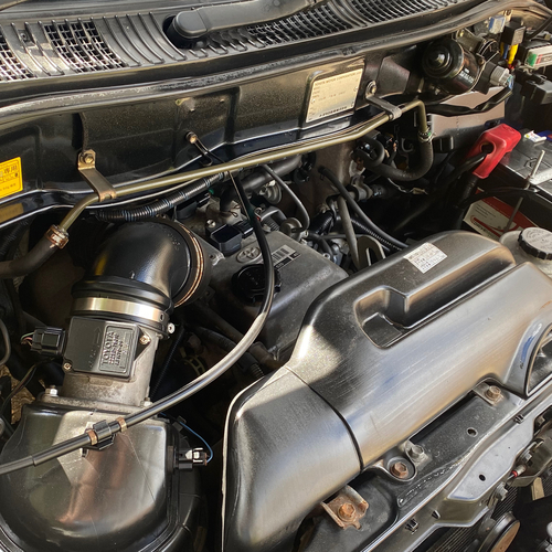 Wellhouse Pro Camper Van Conversion 1999 Toyota Regius 2.7 Automatic 60342 miles